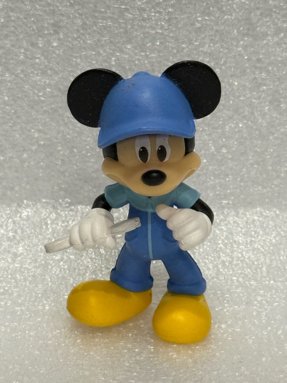 Disney Jr. Mickey Mouse Mechanic Disney Character  2.5” Figure PVC Toy Preowned